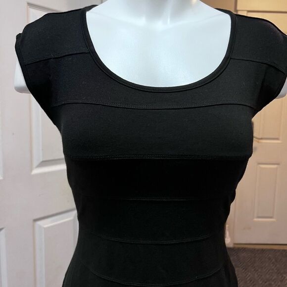 𝅺ricki’s Size L Fit & Flare Black dress - Picture 3 of 5